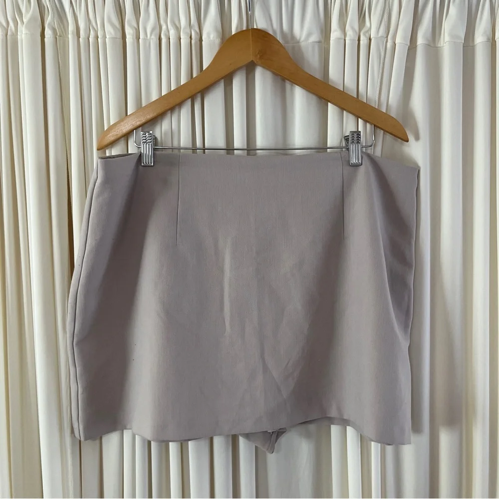 Abercrombie &‎ Fitch Scarlett Mini Skirt Skort Light Taupe Size XL